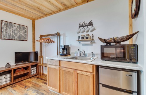 Norfork Apartamento | Norfork Studio Cabin: Fishing, Kayaking & More!