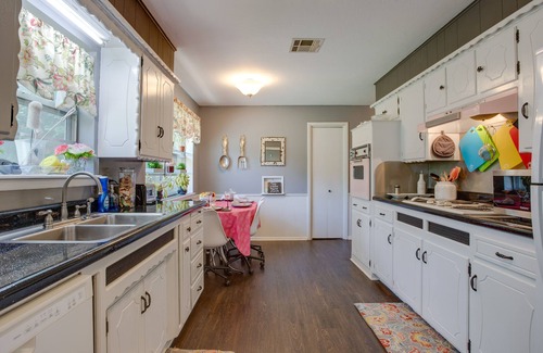 Norman Casa | ¡NUEVO! Norman Home w / Yard - A pie de Park & OU Campus
