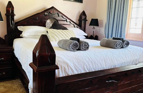 Williamstown Cama Y Desayuno | Norms Farm Vineyard Retreat, perfect for families & friend groups