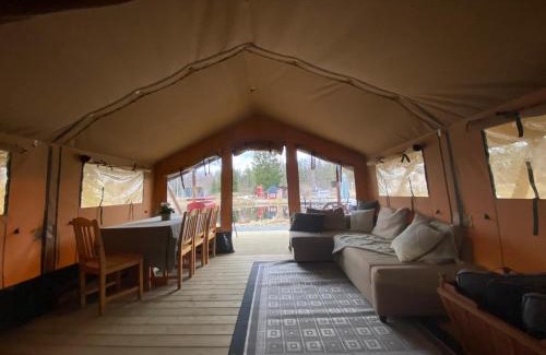 Sala Cama Y Desayuno | Norrängens Alpacka - Det lilla boutiquehotellet med en fluffy twist !