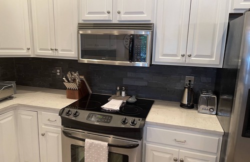 Andersonville Condominio | Norris - Happy Place