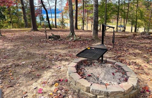 Sharps Chapel Casa | Norris Lake Hideaway