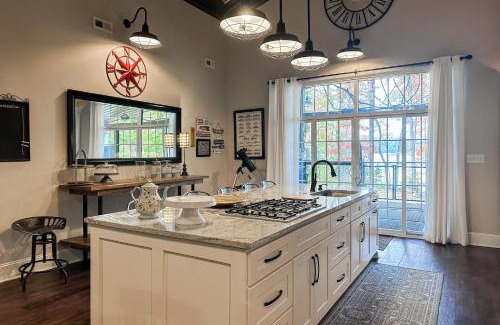 Sharps Chapel Casa | Norris Lake Hideaway
