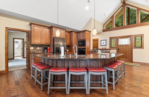 Jacksboro Casa | Norris Lakefront Retreat! King Suites, Large private dock, Firepit, Great Views