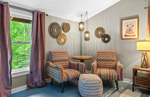 Clarkesville Cabina | North 40 Lodge and Cabin
