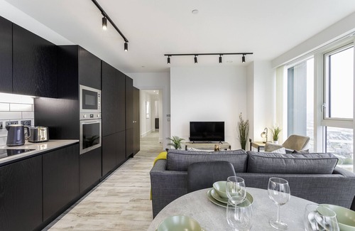 East Acton Apartamento | North Acton II - 2Bed + 2Bath + Balcony