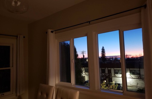 Berkeley Condominio | North Berkeley 1bd/1ba condo with View- Steps to Campus, BART, Cafes, Shops