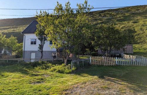 Skardsvag Casa | North Cape family lodge