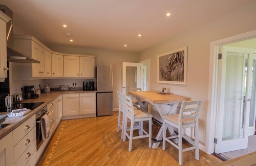 Ballymoney Cabaña | North Coast Golf or Family getaway to this peaceful, cosy countryside location.
