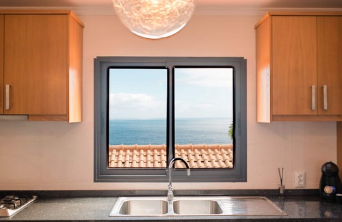 Porto Moniz Casa | North Coast View House