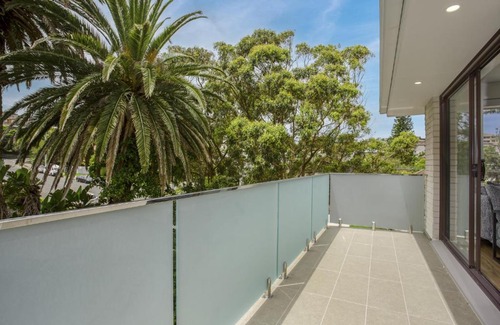 Freshwater Apartamento | North-East Facing Modern 2-bed Apartment