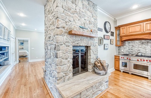 Peconic Casa | North Fork Family Villa- large family home with fenced in pool