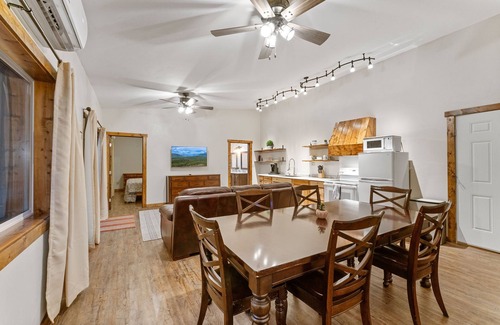 Columbia Falls Cabina | North Fork of Spotted Bear Retreat