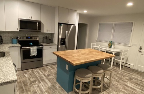 Laurel Casa | North fork walk to private beach