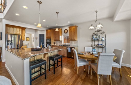 Flying Horse Casa | North Gate Getaway | Pet Friendly | Game Room