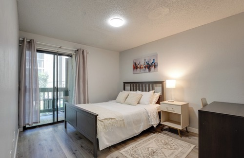 North Highlands Condominio | North Highlands Condo ~ 11 Mi to Dtwn Sacramento!