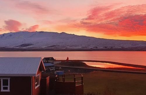 Svalbarðseyri Casa | North Inn - Guesthouse and Cabin