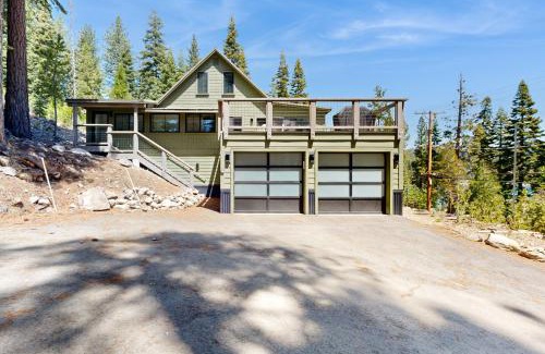 Carnelian Bay Casa | North Lake Adventure