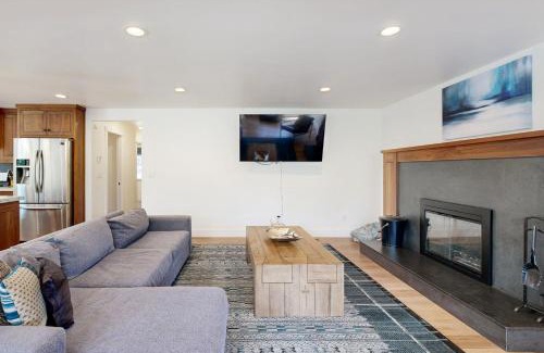 Carnelian Bay Casa | North Lake Adventure