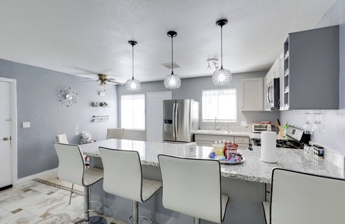 North Las Vegas Cabaña | North Las Vegas Hideaway w/ Grill < 10 Mi to Strip