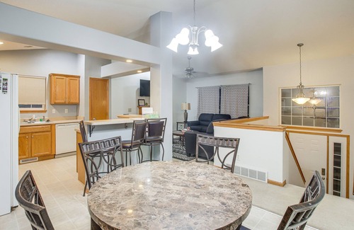 North Liberty Casa | North Liberty Home ~ 11 Mi to University of Iowa!