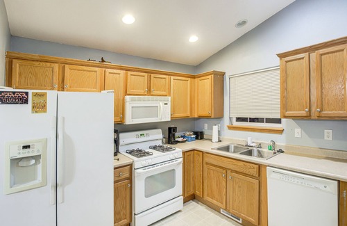 North Liberty Casa | North Liberty Home ~ 11 Mi to University of Iowa!