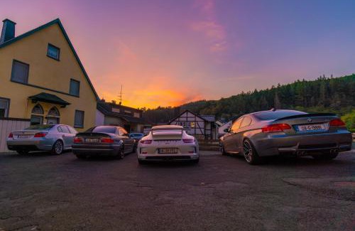 Adenau Apartamento | North Loop Rooms