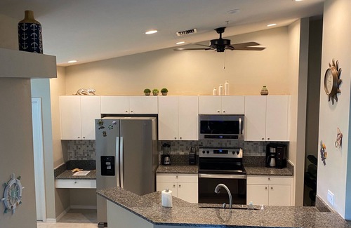 Naples Condominio | North Naples Condo - Cypress Woods Golf & Country Club