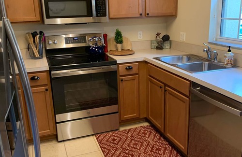 Naples Casa | North Naples two story Townhouse - 2 Bedrooms, 2.5 Baths with Loft
