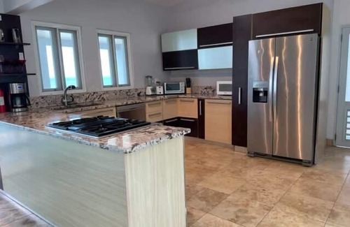 Bravos de Boston Casa | North Shore Pointe con Casita - Compuesto Vieques Ocean Front
