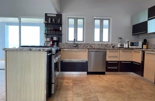 Bravos de Boston Casa | North Shore Pointe con Casita - Compuesto Vieques Ocean Front