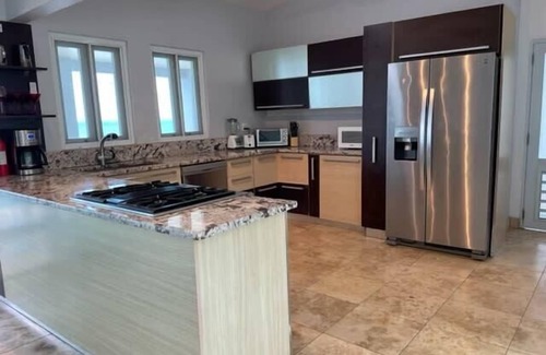 Bravos de Boston Casa | North Shore Pointe - Espectacular Frente al Mar