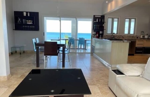 Bravos de Boston Casa | North Shore Pointe - Espectacular Frente al Mar