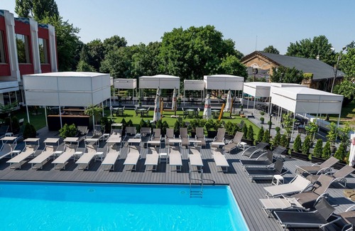 Old City Hotel | North Star Continental Resort