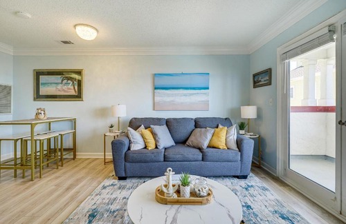 North Topsail Beach Apartamento | North Topsail Beach Vacation Rental with Pool Access