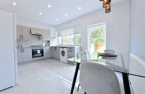 Hale Casa | North west London Escape