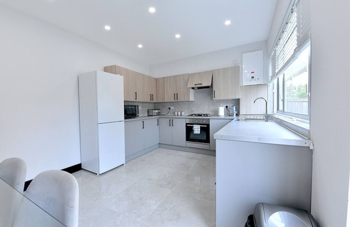 Hale Casa | North west London Escape