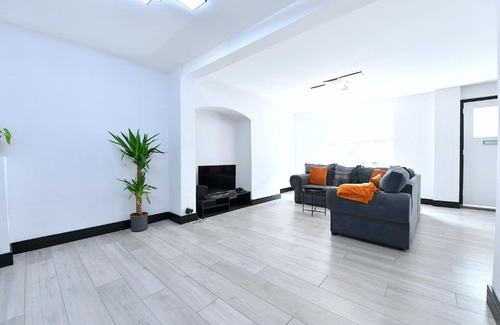 Hale Casa | North West London Escape