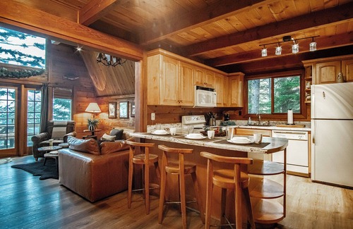 Snowshoe Casa | North Westridge 111 Next to Cupp Runn Spacious 6 Br Lux Home