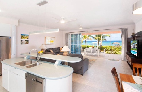 North Side Casa | Northern Lights 5 by Grand Cayman Villas & Condos
