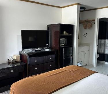 Algoma District Hotel | NORTHERN MOTEL