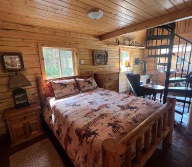 Fishhook Chalet De Esquí | Northern Nights Lodging