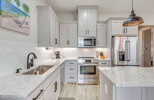 Argyle Cabaña | Northlake Vacation Rental w/ Pool & Hot Tub Access
