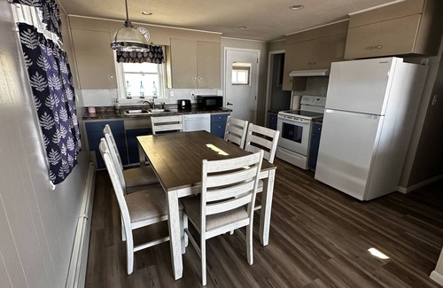 Escanaba Casa | Northshore Retreat - On Lake Michigan, beautiful sunsets, gorgeous views.