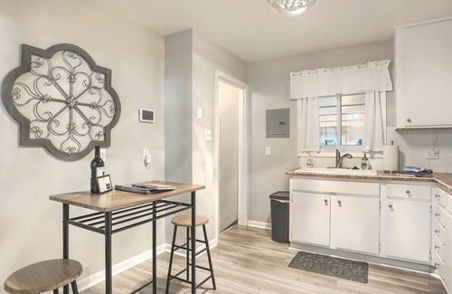 Northglenn Casa | ★Northside Charmer★☀️Nice Patio⚡WiFi ♥ Long Stays!