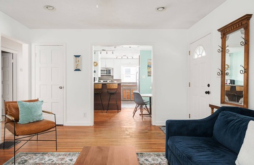 Indianapolis Casa | Northside Cottage - Perfect Indy Location