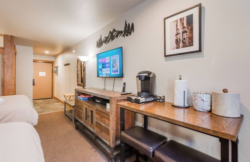Truckee Hotel | Northstar In-Village Timber Creek Ski-In/Out, AC, Arcade, Patio + Covered Parking, EV & NPOA Amenity