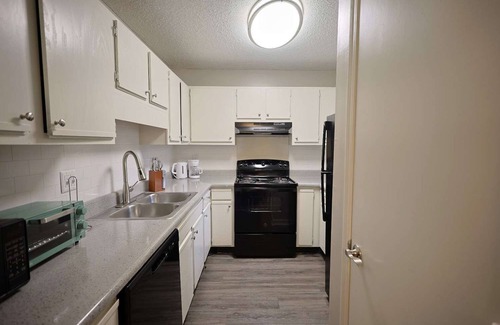 Tougaloo Apartamento | Northtown Apartments 7E I Comfy 2 Bed 2 Bath