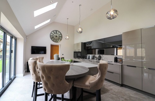 Woodhorn Casa | Northumberland Luxury Stays - The Chivits