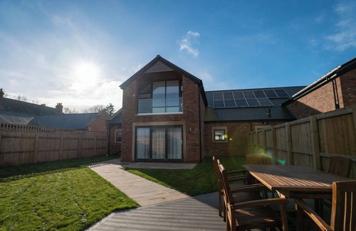 Woodhorn Casa | Northumberland Luxury Stays - The Galloway